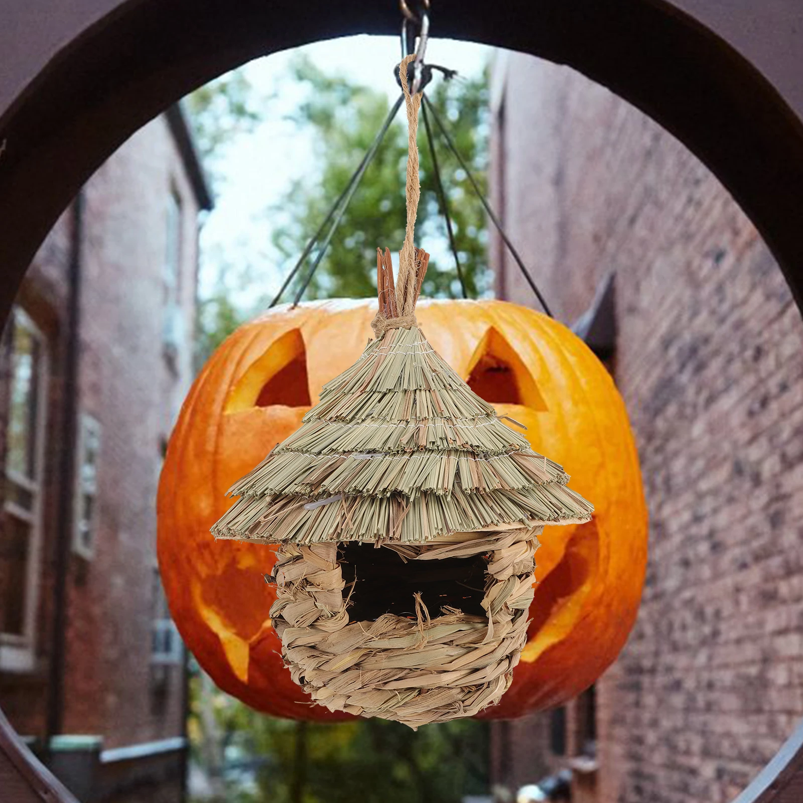 

Straw Bird 18x17x13cm H woven Durable Parrot House Natural Lifelike Cage for Bird Nest Balcony Window