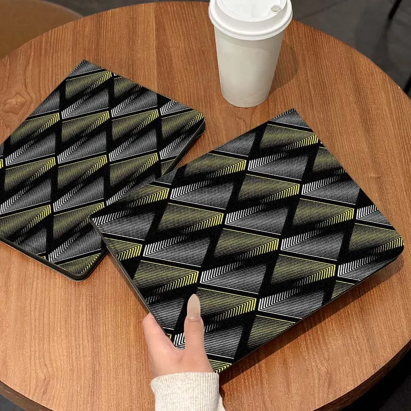 

Geometric Gold Black Pattern For iPad Pro Air Mini 1 2 3 4 5 6 7 7th 8th 9th 10th 11th 10.2 9.7 10.5 10.9 11 12.9 Tablet Case