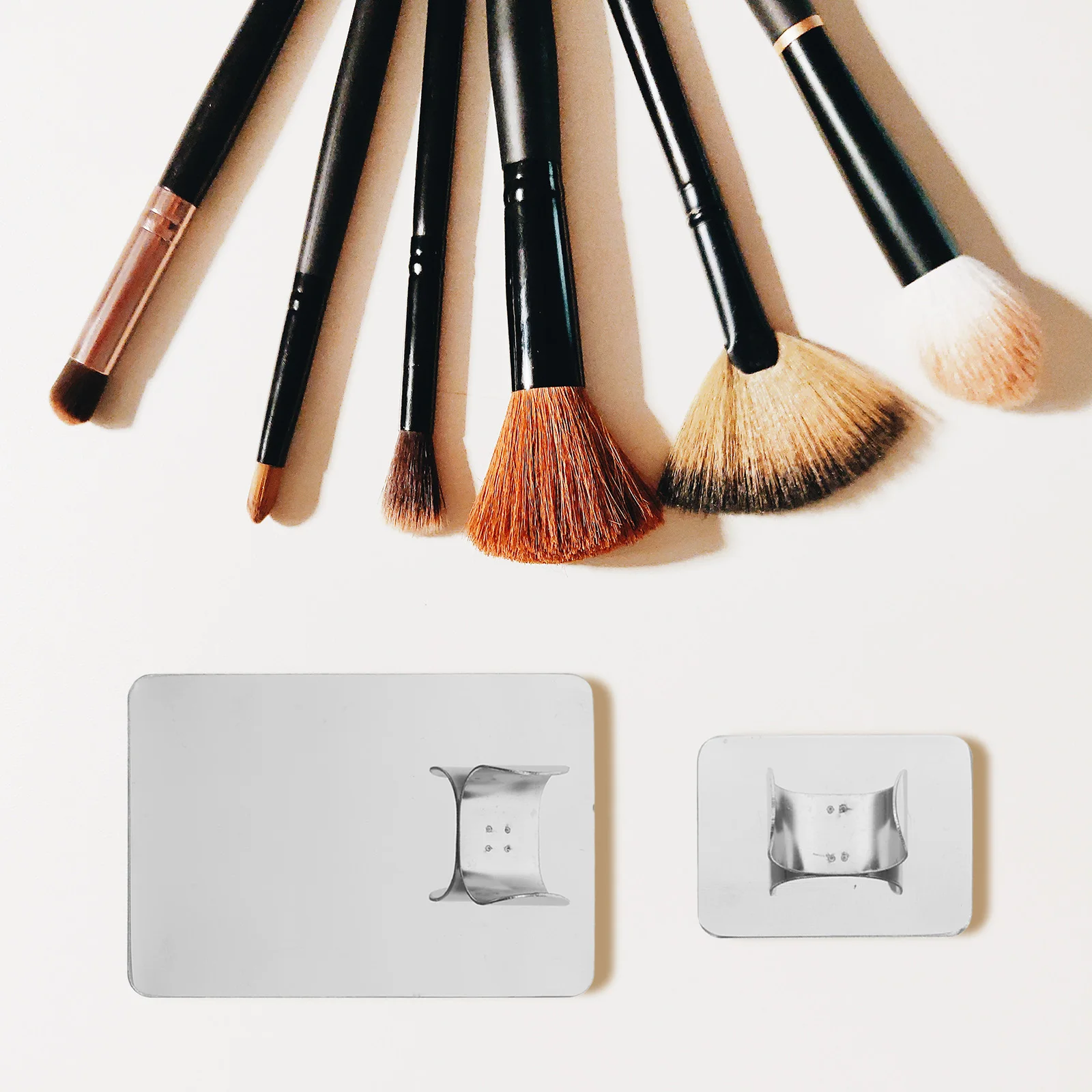 

Stainless Steel Makeup Set with Ring Foundation Blending Plate Palette Nail Art Color Tray Durable Lightweight for Nail