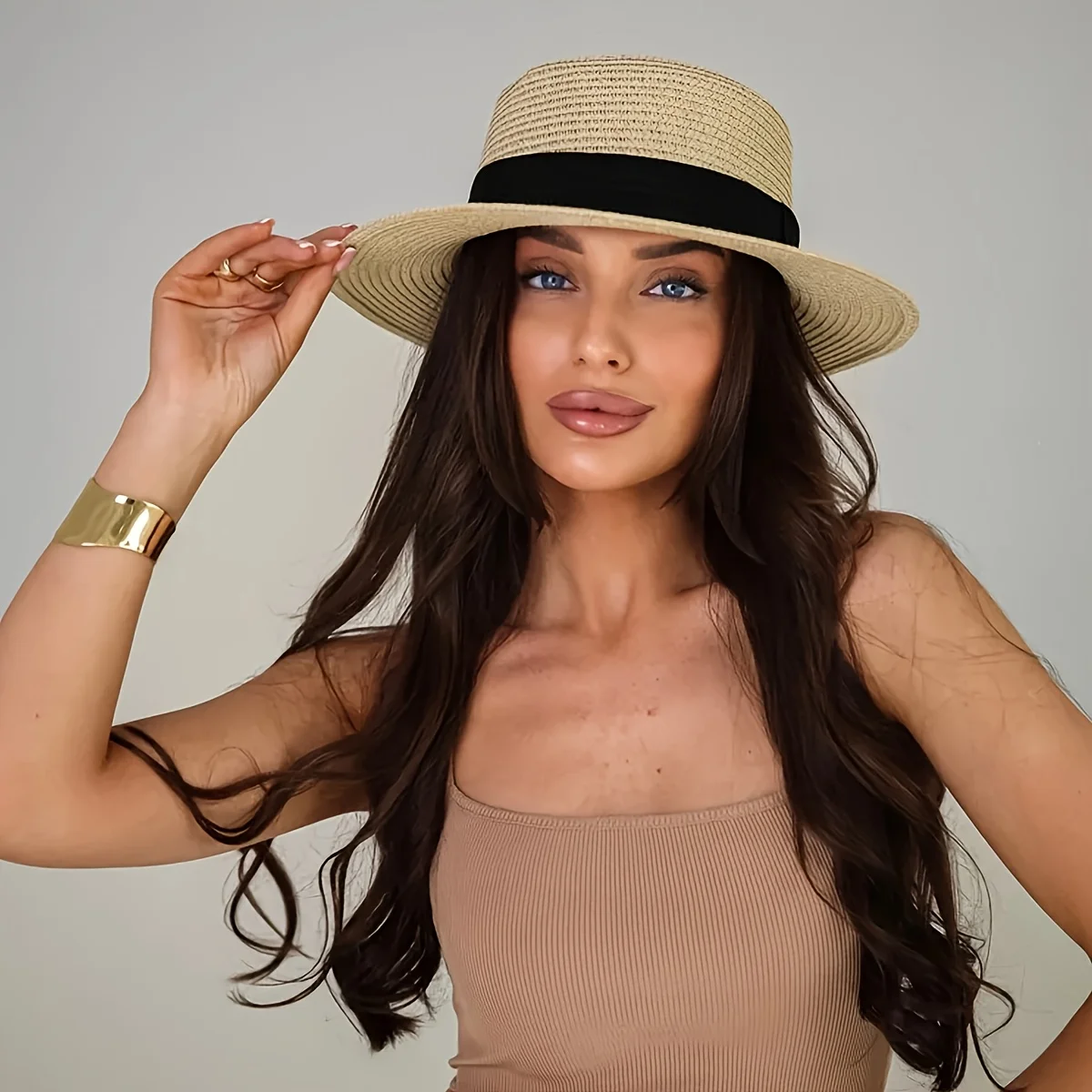 Ladies' Outdoor Straw Hat, Summer Outdoor Sunscreen Hat, Natural Grass Woven Breathable, Perfect Choice for Beach Vacation