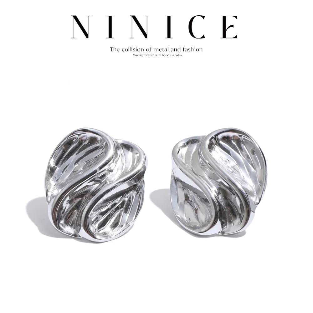 Boucles d'oreilles clous en acier inoxydable NiNice, hypoallergéniques, métal distinctif, accessoires de bijoux modernes et charmants pour le quotidien