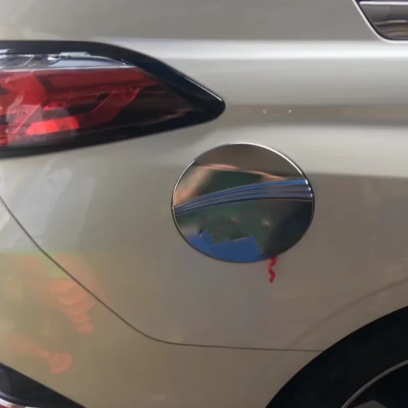 

Suitable for Nissan venucia T90 tank cap decoration 2017-2022