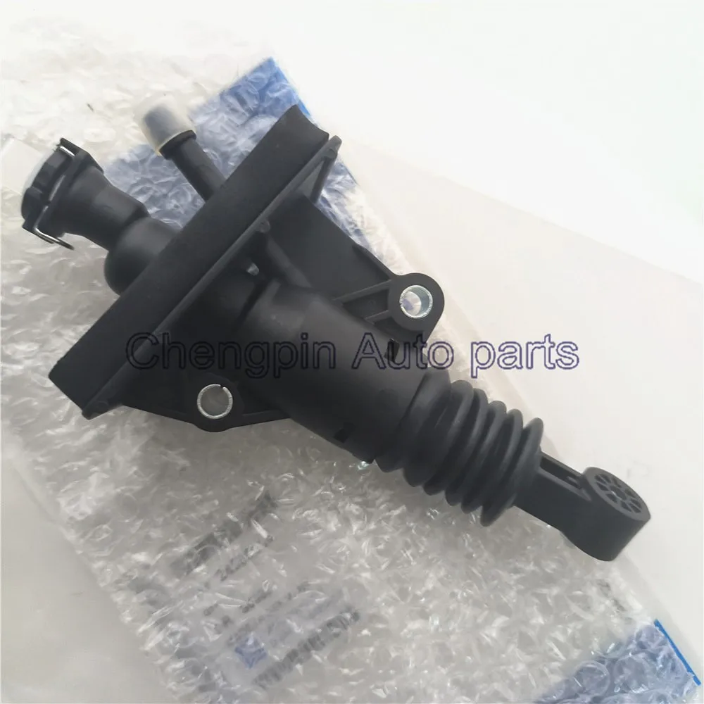 Części samochodowe Pompa sprzęgła OEM 24110003 24585304 25204558   Dla Chevrolet ONIX TRACKER