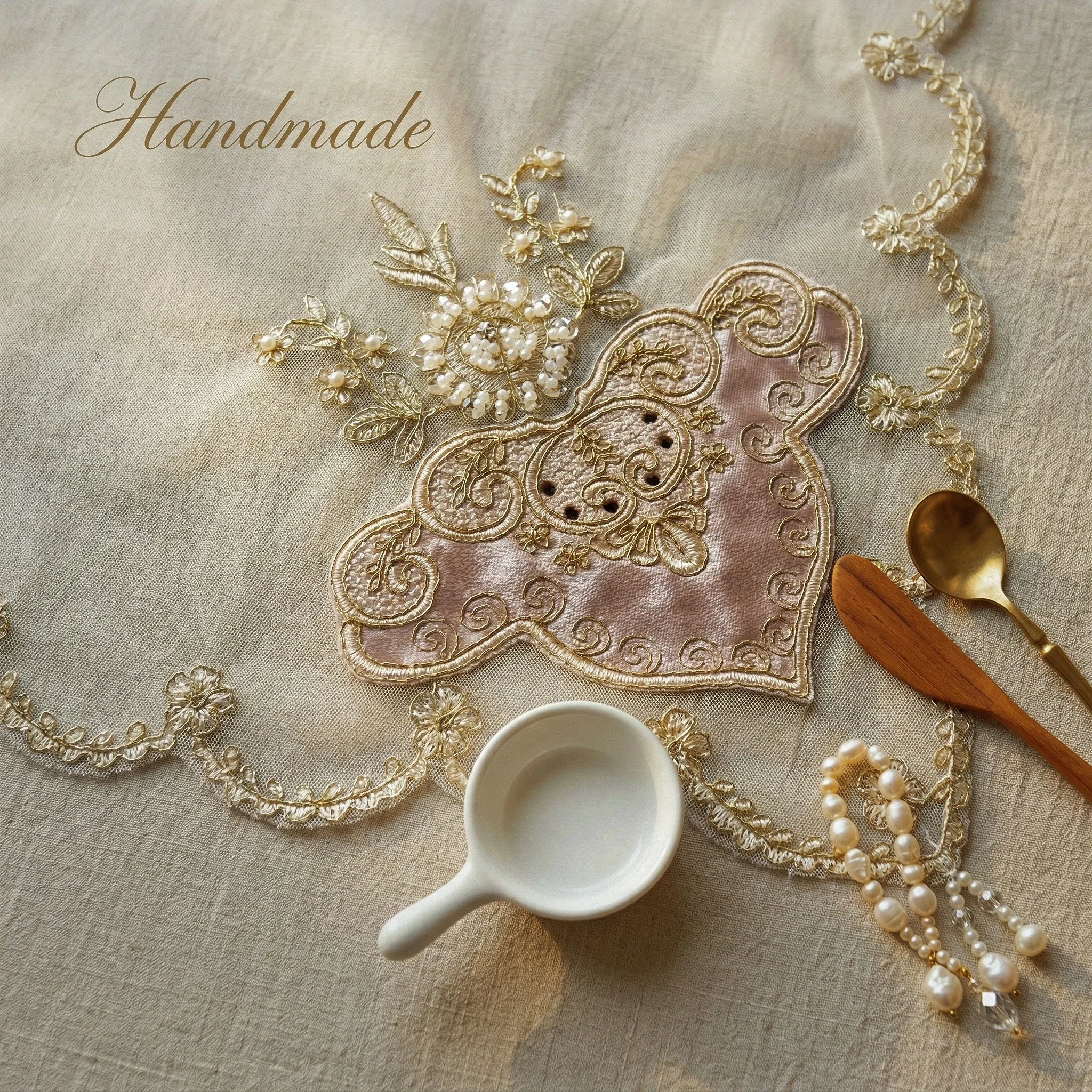 Placemats Set of 4 Pink Lace Placemats Hand-Embroidered Coasters Luxurious Wedding Napkins Table Runner Elegant Spring Decor
