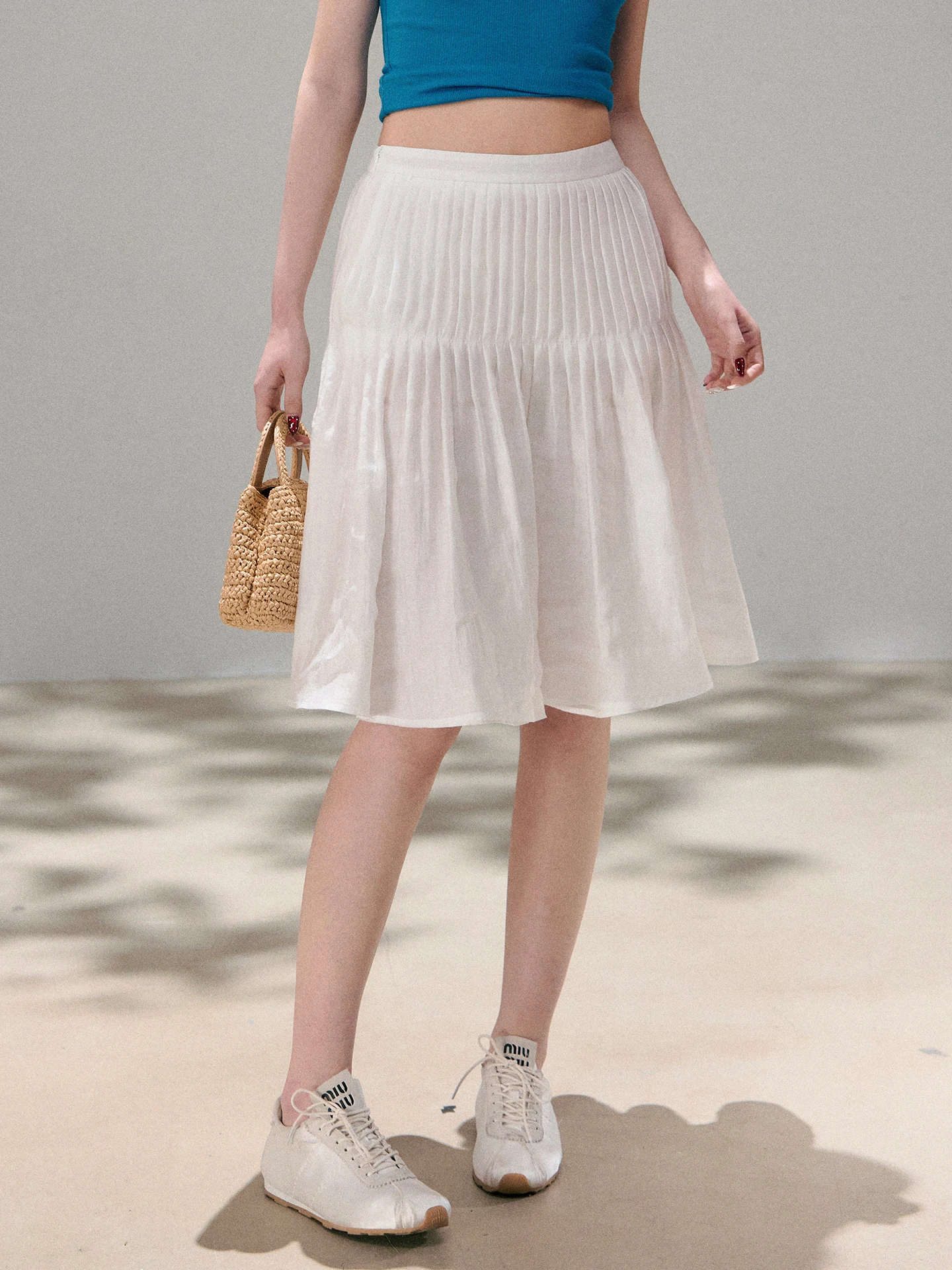 

OIOI E Весенне-летняя женская повседневная юбка А-силуэта, пышная, средней длины, с эффектом похудения, плиссированная, с высокой талией, прочие модели