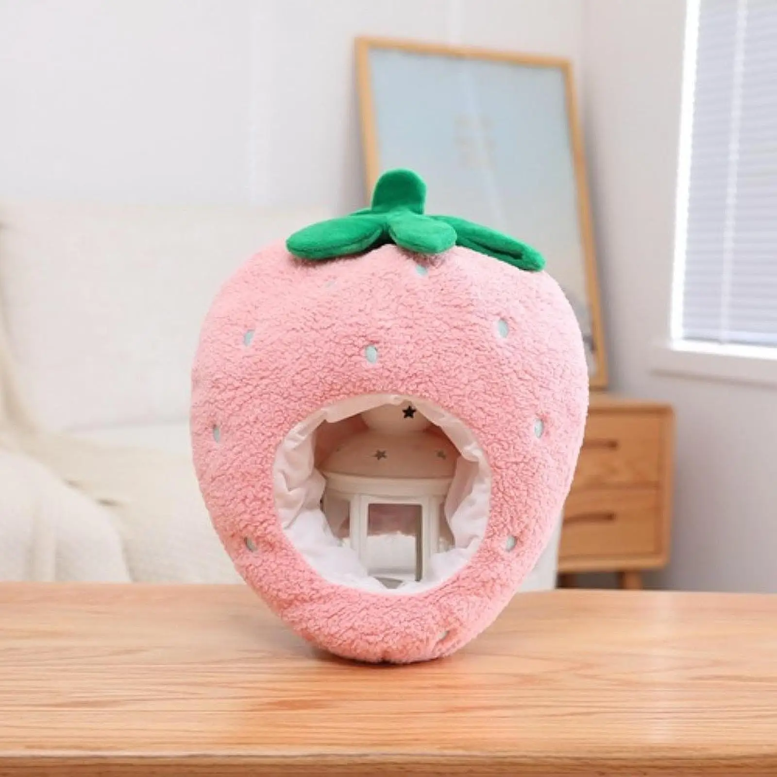 

Plush Headgear Fruit Hat Creative Headwear Strawberry Hat for Halloween Carnival