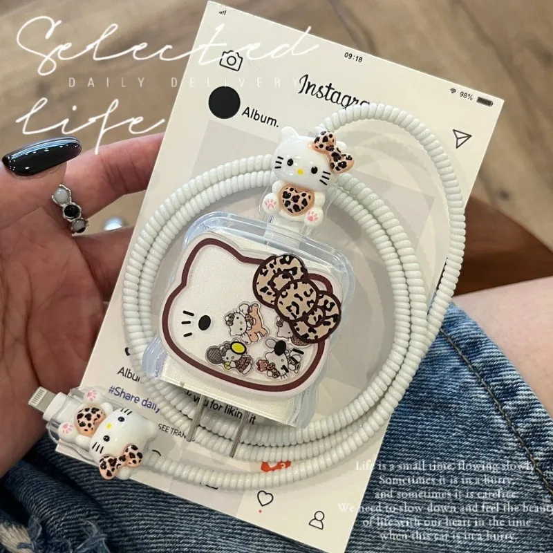 Sanrio Kitty Защитный органайзер для зарядного устройства для iPhone 15 14 11 13 18 Вт 20 Вт Защитная крышка для зарядки Устройство для намотки шнура кабеля для передачи данных