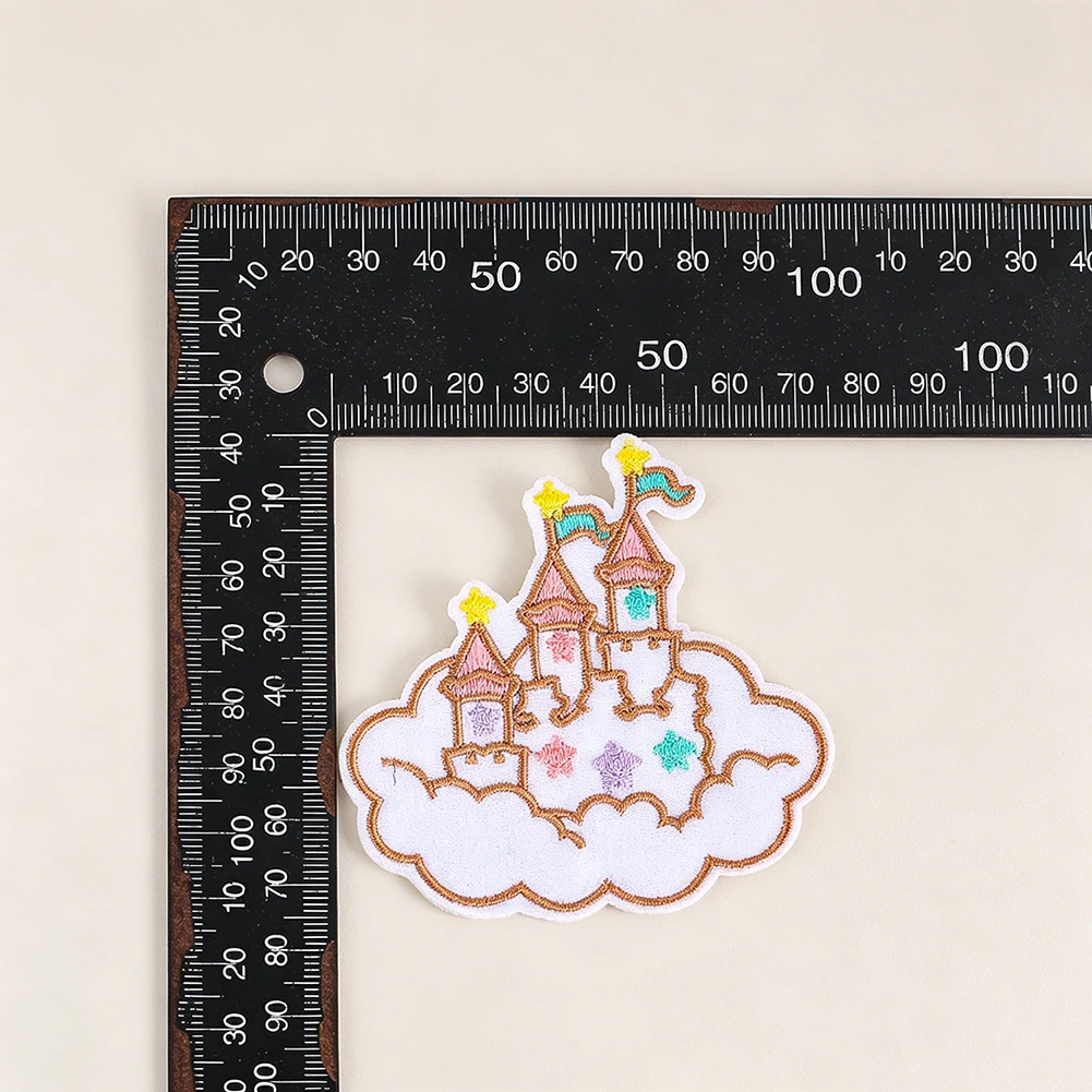 Cartoon-Wolkenschloss-Stickerei-Aufnäher, bunter Stern-Feenschloss-Applikation für Hut, Jacke, DIY-Kinderkleidung, Dekorations- und Bastelzubehör – Detail 3