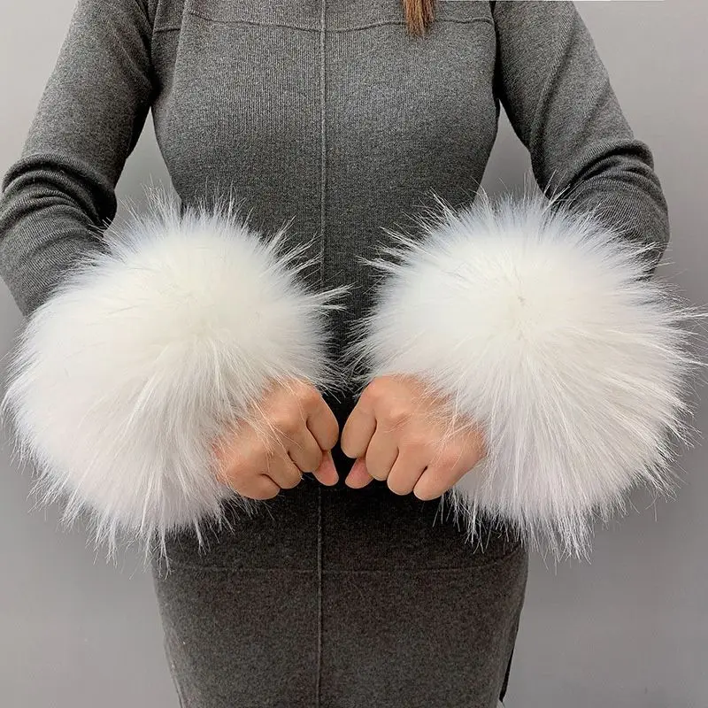 Faux Fox Fur Cuffs Arm Warmer Winter Plush Windproof Women Wrist Cuff Sleeves Gloves Pompom Bracelet Wristband Sleeves Accessory