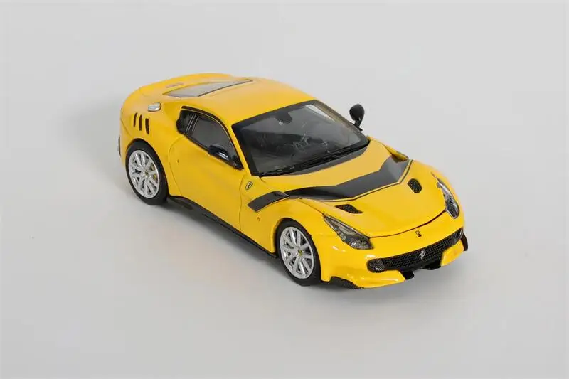 

Little Boy 1:64 F12 TDF Openable Hood Diecast Model Car