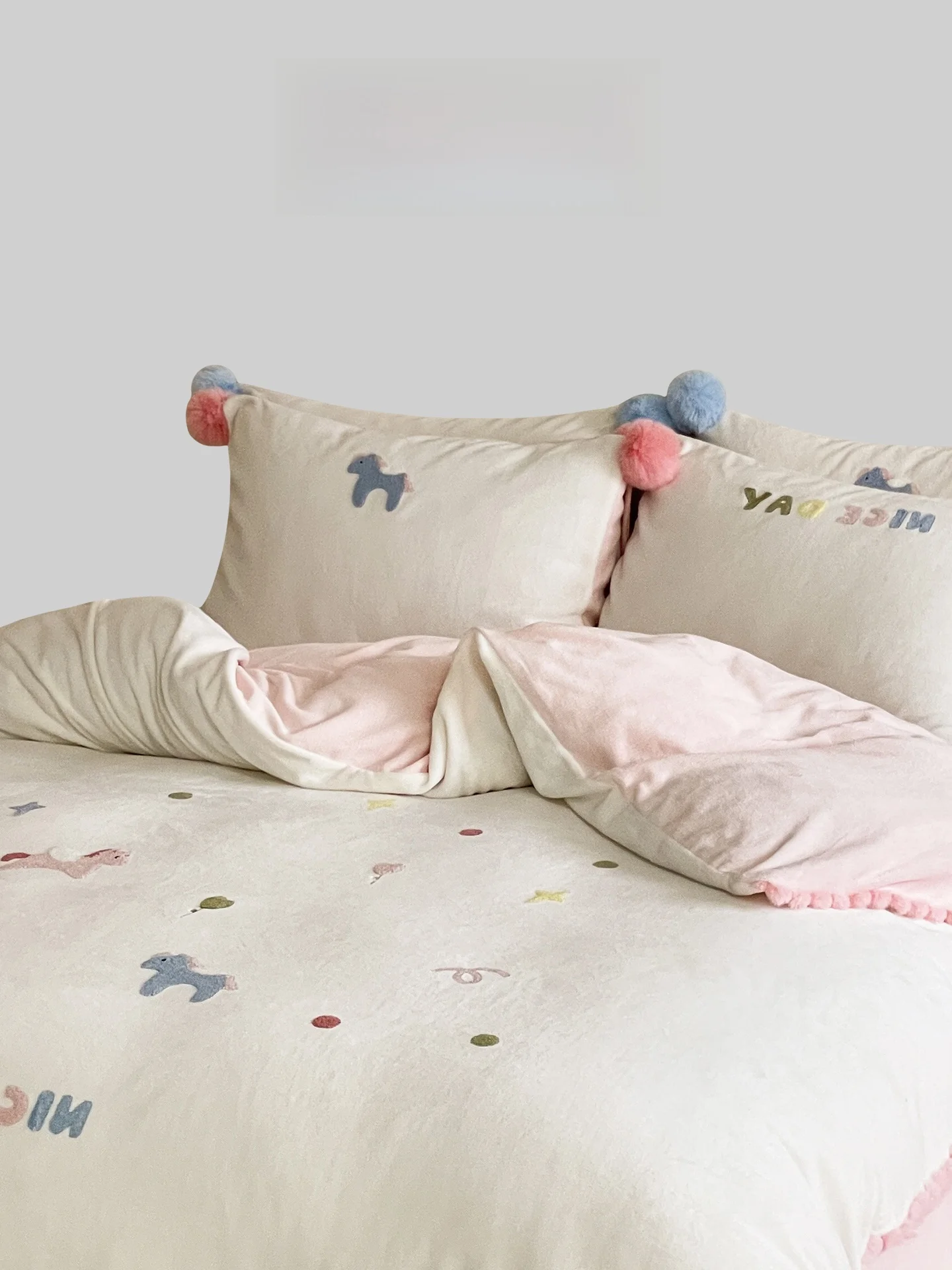 Warm Comfortable Milk Velvet Towel Embroidered Four-Piece Bedding Set Cozy Duvet Cover Sheet Bedding Dustcover Cartoon Cute