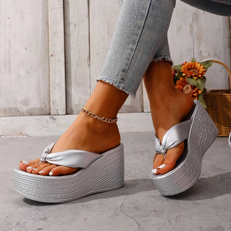 Sandales à talon compensé doré, semelle épaisse, rehaussant la taille, pour femmes – chaussures d'été élégantes