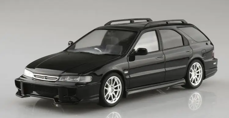 Aoshima 05803 Static Assembled Car Model Toy 1/24 Scale For Honda CF2 ACCORD WAGON 1996 Car Model Kit