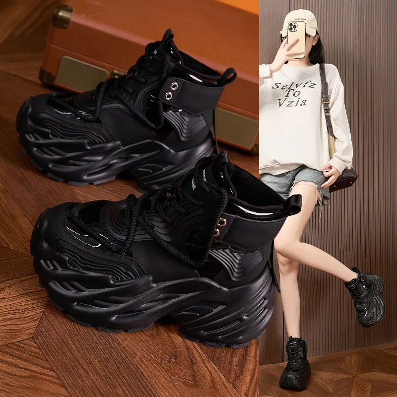 

Autumn Designer Women Leather Chunky Sneakers 9CM High Heels British Walking Casual Shoes Winter High Platform Ankle Shoes Woman