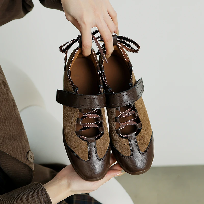 

Новинка весны 2026, популярная женская тренировочная спортивная обувь из натуральной кожи, женская контрастная повседневная обувь на плоской подошве, кроссовки на платформе