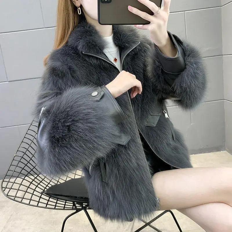 New Fashion Women's Winter Korean Faux Fur Coat Female Round Neck Appear Thin Loose Integrated Short Jacket Overcoat E3096