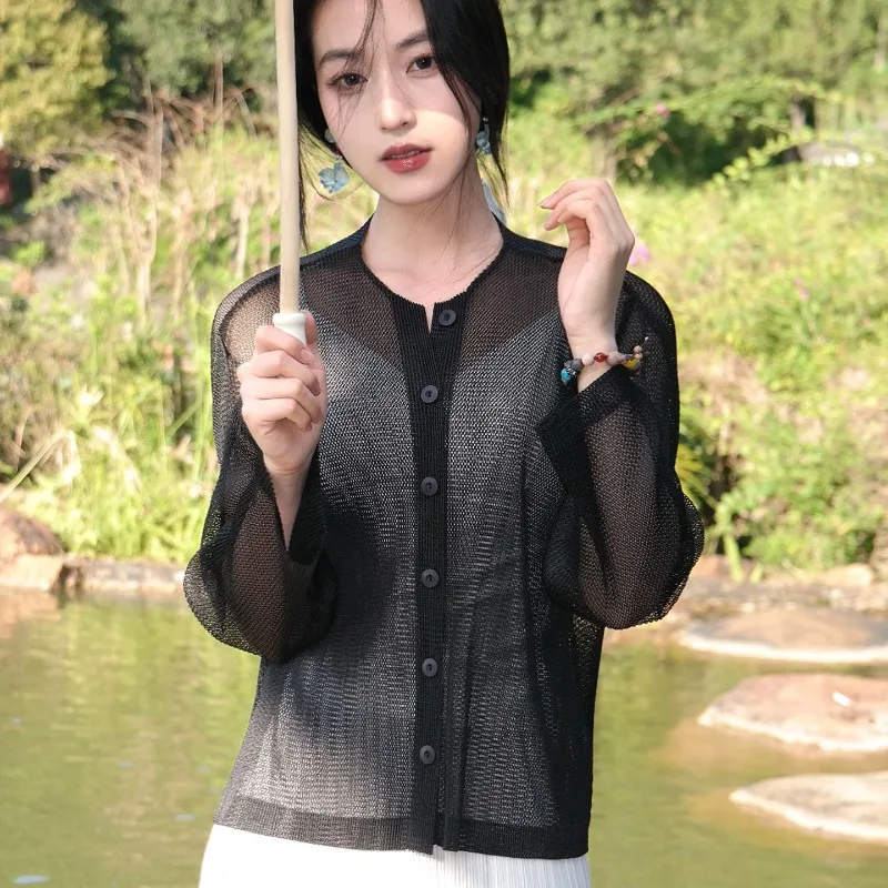 Miyake-cárdigan plisado negro transparente con protección solar para mujer, Chaqueta de punto ligera de verano, conjunto de falda blanca de moda minimalista