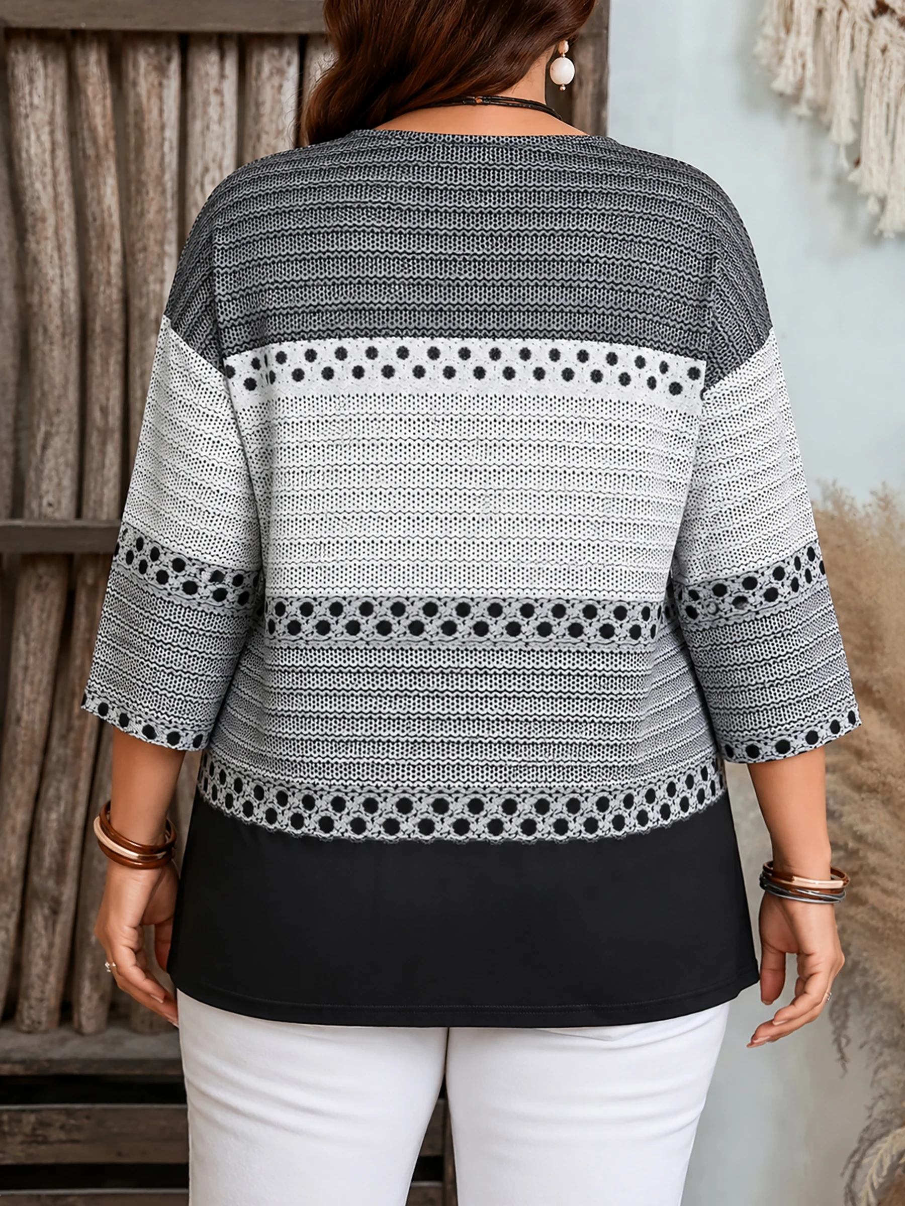 Plus Size Women's Striped Knit Top with Contrast Hem for Chic Casual Style