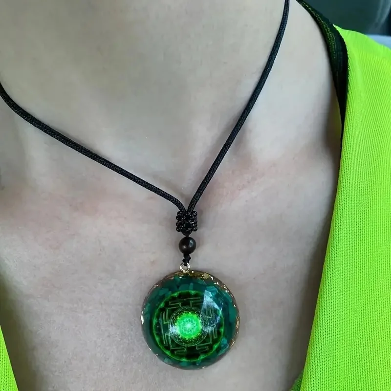 1pc Orgonite Pendant Chakra Energy Necklace Amulet, Green Malachite Healing Natural Stone Jewelry Gift