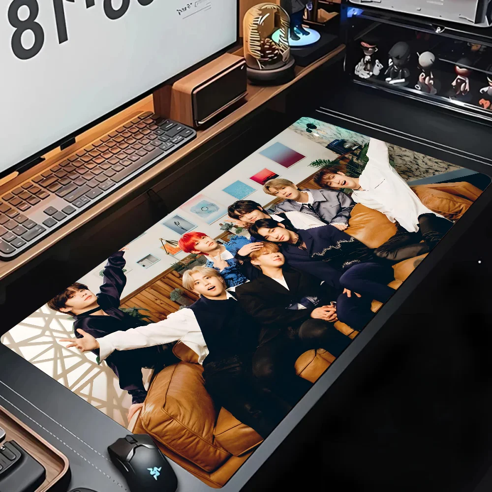 Imagem -02 - Kpop S-stray Grande Gaming Mouse Pad Kpop K-kids Mousepad Lockedge Teclado de Computador Table Desk Mat