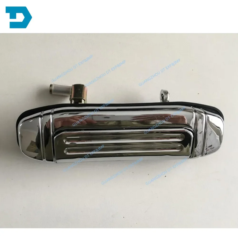 4 Pieces Plastic Chrome V32 V33 Door Handle for Pajero 2 Black Door Bar for Montero V31 V43 1989-1999 Door Pedal 6470 6473 2030