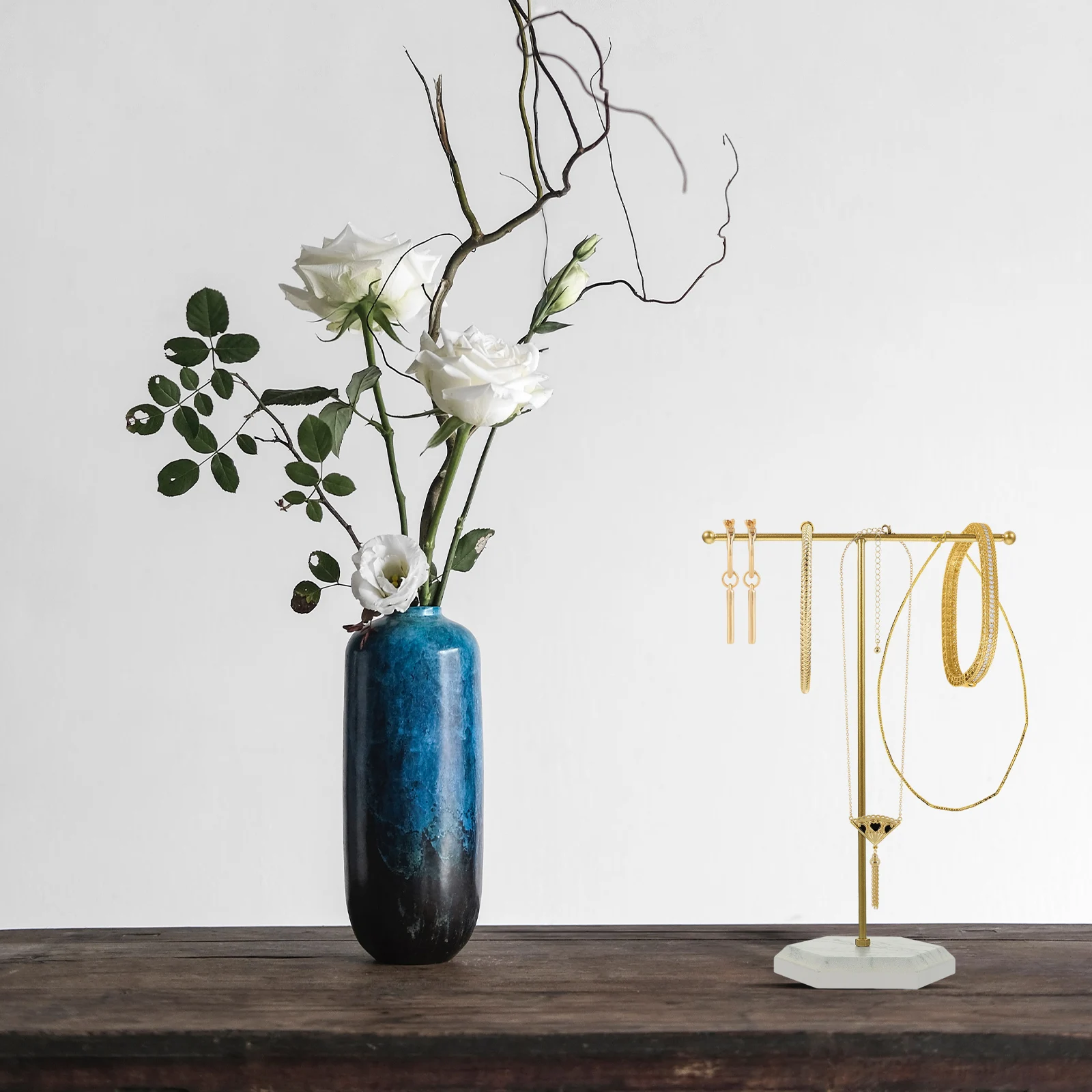 

T Shaped Earring Holder Elegant Jewelry Display Rack Fine Craftsmanship Metal Resin Material for Earring Necklace Bracelet