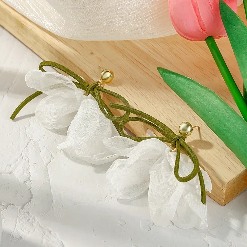 الأقراط الرائعة والطازجة الإناث المتخصصة تصميم الملحقات الصيف الحلو الشيفون زهرة الأذن كليب نمط جديد الأقراط الأنيقة #1