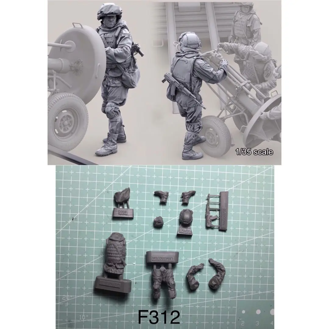 1/35 Scale Die Cast Resin Figure Model Assembly Kit Russian Soldier Loaded Ammo Condition Unpainted Free Shipping