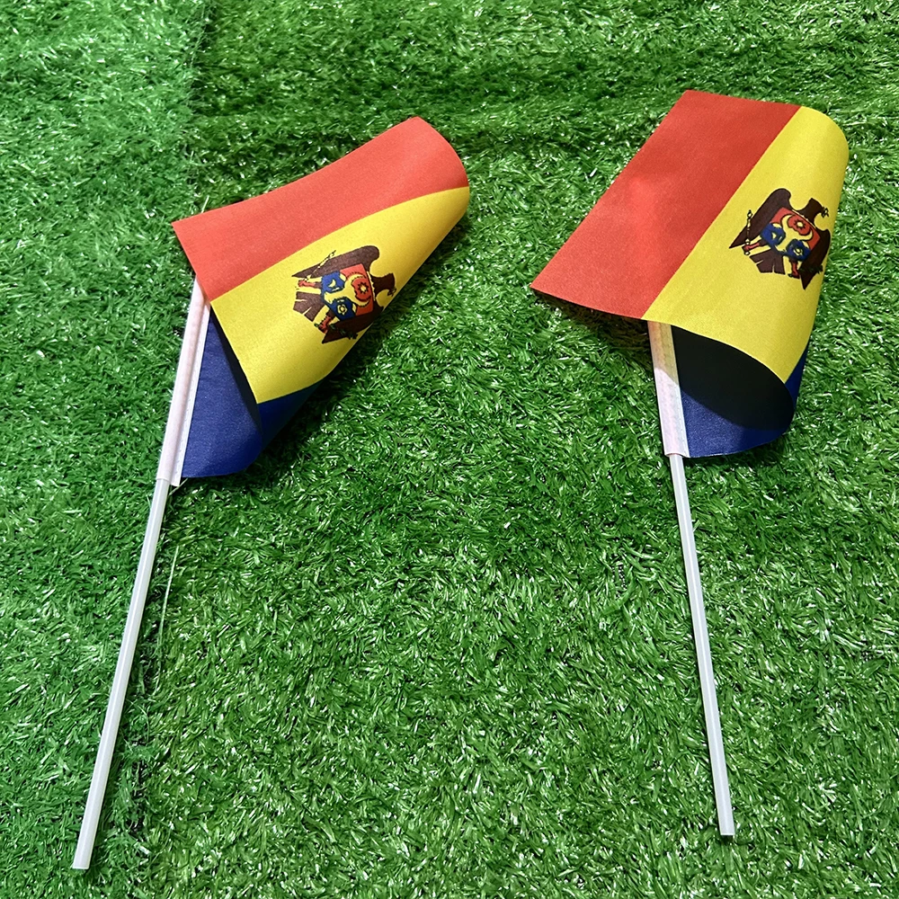 Banderín de Moldavia 21x14cm con poste plástico –Ondeante para evento - imagen 4