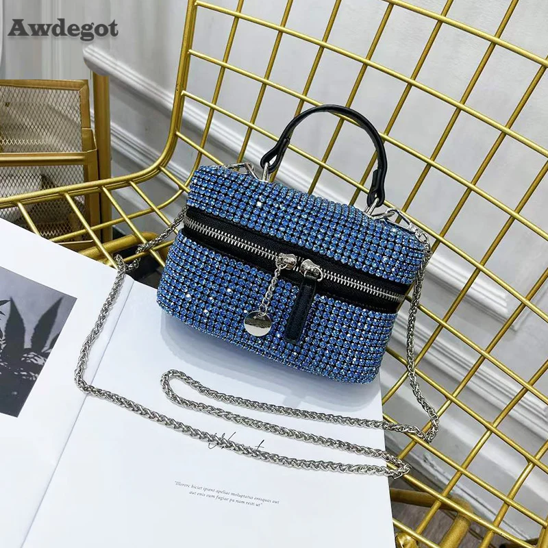 

Luxury Diamond Square Makeup Case for Women 2022 Trend Designer Chain Shoulder Bag Female Rhinestone Handbag Lady Party Purse