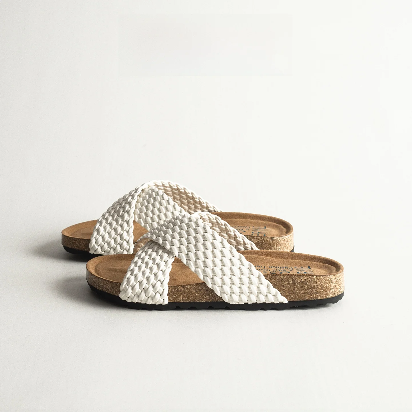 

Retro Woven Cross Strap Slippers Women Summer Outdoor Casual Beachside Open Toe Slippers Comfortable Arch Support