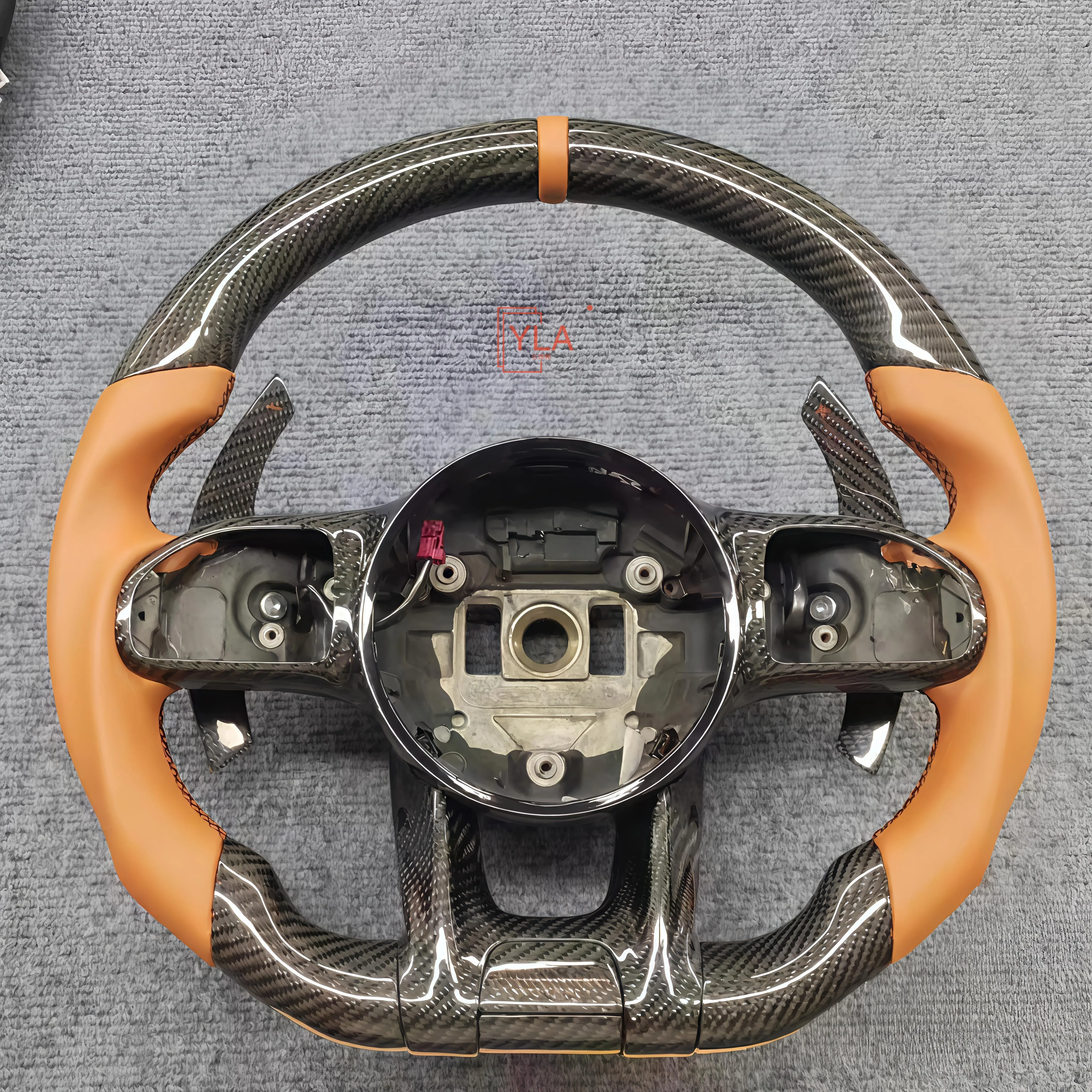 Real Carbon Fiber Leather Sports Steering Wheel for Mercedes-Benz AMG C CLASS W204 C63 W212 W218 W207 E Class G