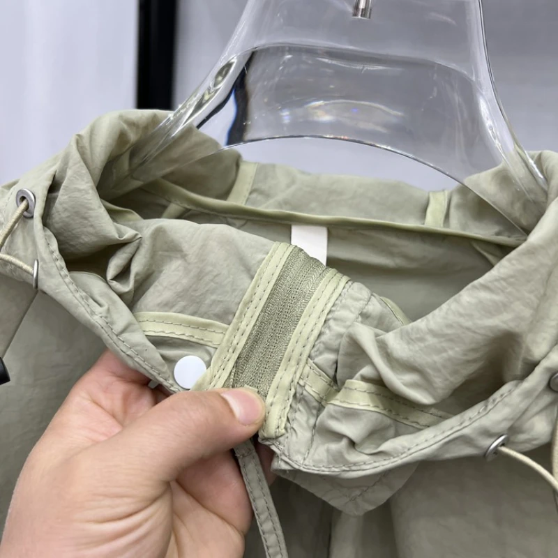 UPF50+ เสื้อกันหนาวหมวกป้องกันแสงแดดสําหรับบุรุษและสตรีผ้าน้ําหนักเบาเหมือนผิว 100% โพลีอะไมด์ UV Blocking ระบายอากาศได้และแห้งเร็ว