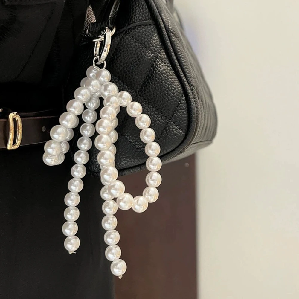 Big Pearl Bow Bag Pendant Keychain Sliver Color Personalized Bead Key Chain Bag Decor Fashion Bag Accessories Portable