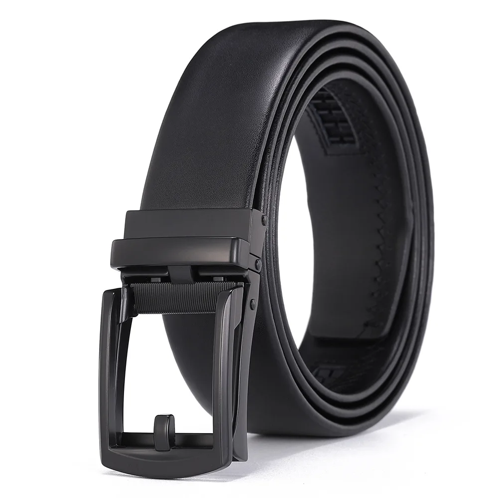 حزام جلدي جديد للرجال مصنوع من خليط معدني بإبزيم تلقائي للأعمال والترفيه للشباب في منتصف العمر وكبار السن حزام مصمم باللون الأبيض