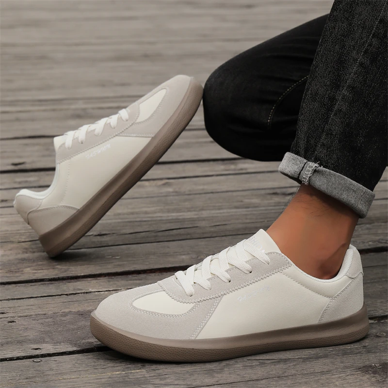 

Classic Designer Sneakers Men Women Skateboard Shoes Lightweight Flat Sneakers Comfortable Leather Casual Sneakers Man Trainers