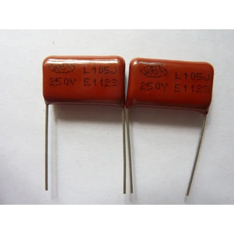 

100pcs CBB 105 250V 105J CL21 1uF 1000nF P20 Metallized Polypropylene Film Capacitor