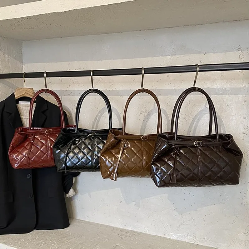 

Роскошная сумка-тоут, сумка-мессенджер, однотонная, элегантная кожаная сумка для женщин, большая вместимость, для выходных, сумка для подгузников.