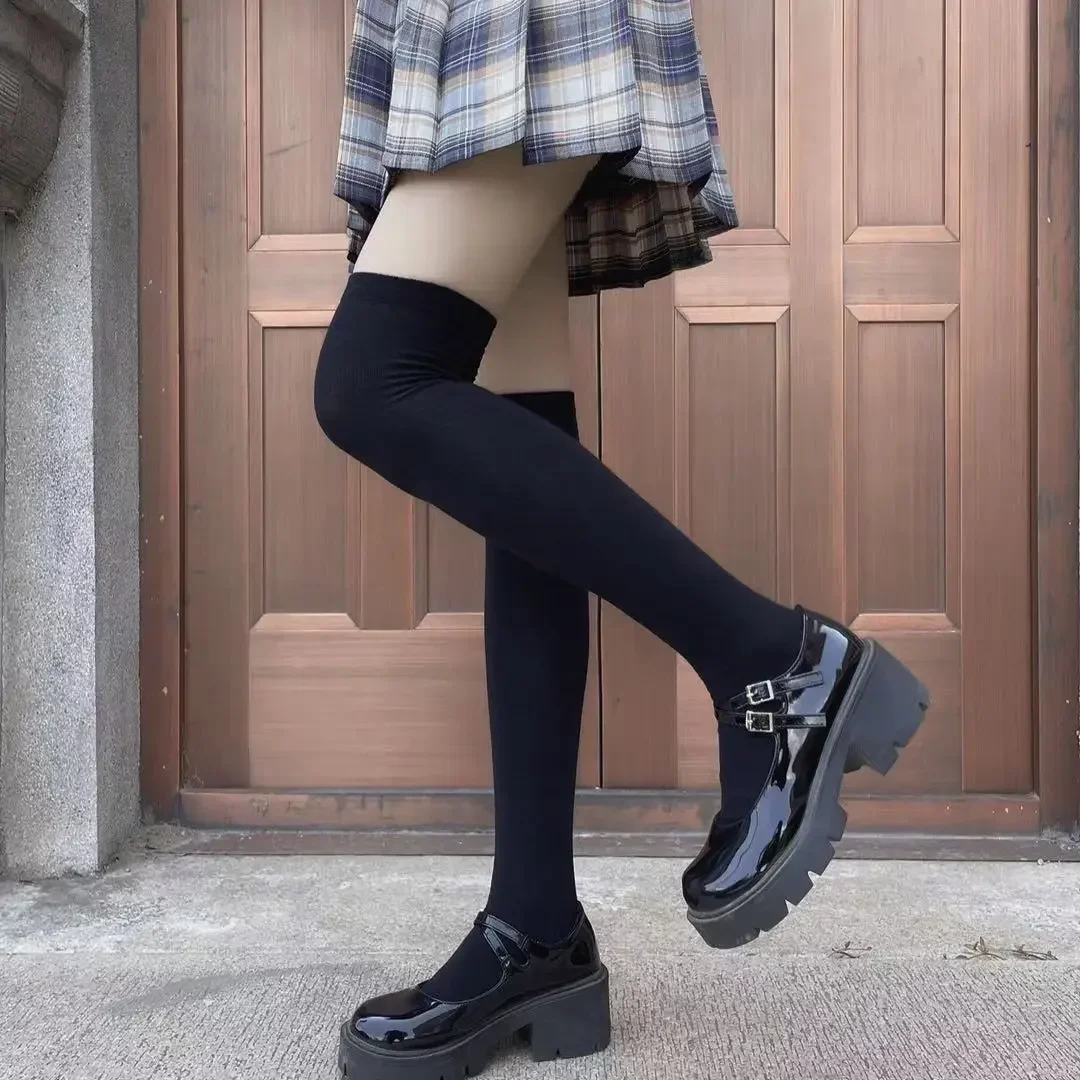 JK Damen Schwarz-Weiße Kniehohe Lolita-Socken, Niedliche Overknee-Socken für Mädchen, Tägliche Dünne Weiche Atmungsaktive Einfarbige Strümpfe – Detail 9