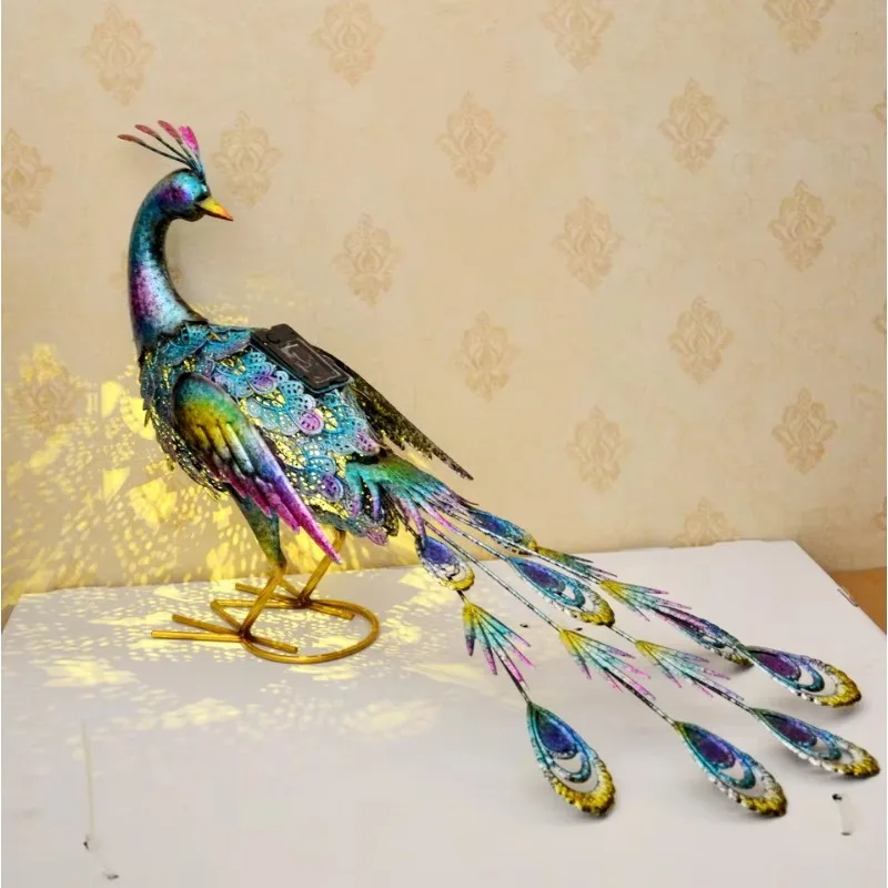 Hand Painted Metal Peacock Animal Statue Outdoor Garden Landscape Ornament Easy Assembly Bird Craft Furnishing Long Gradient