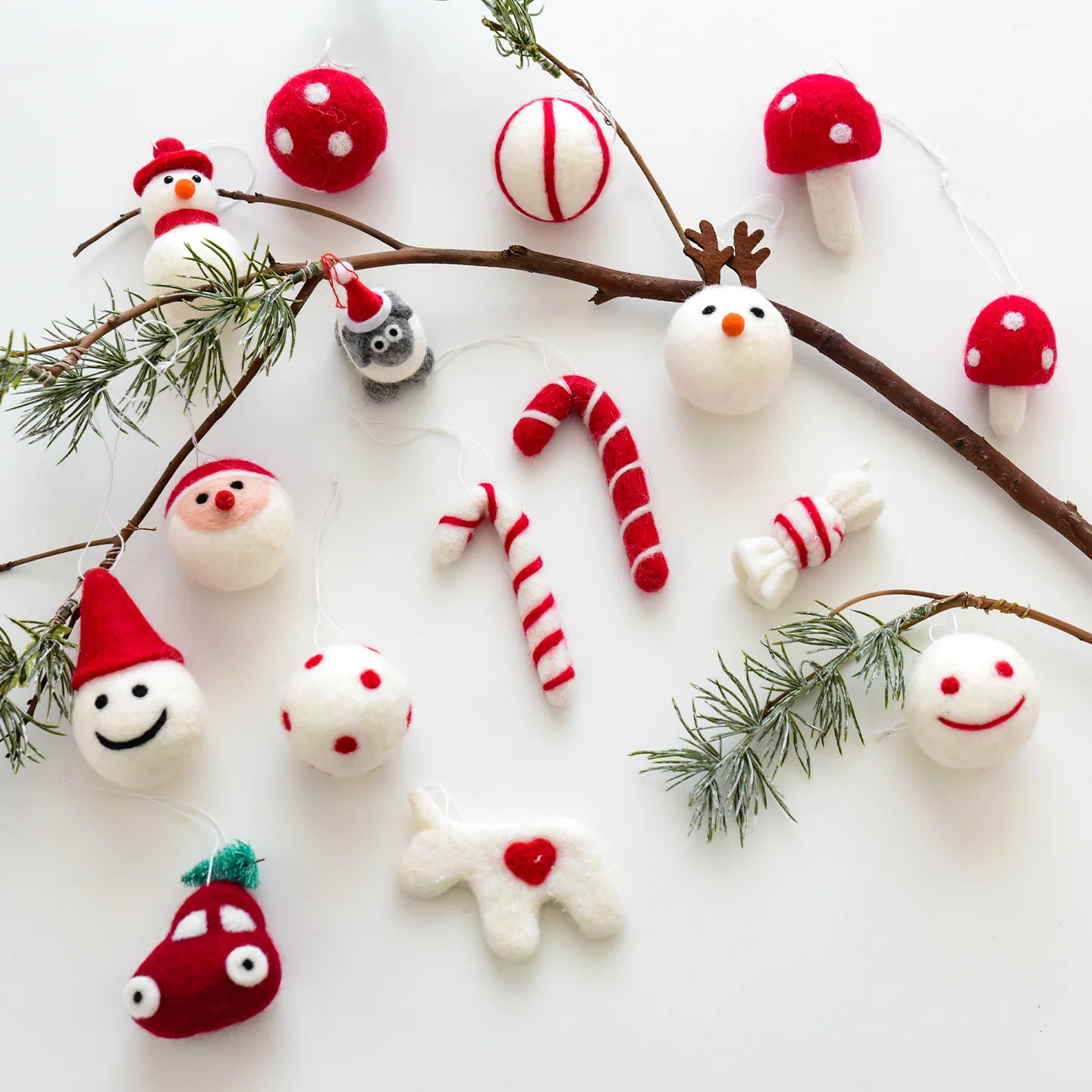 

1Pcs Christmas Decorations Wool Felt Elk Snowman Old Man Pull Flag Tree Top Star Christmas Tree Hangings Handmade New Year Gifts