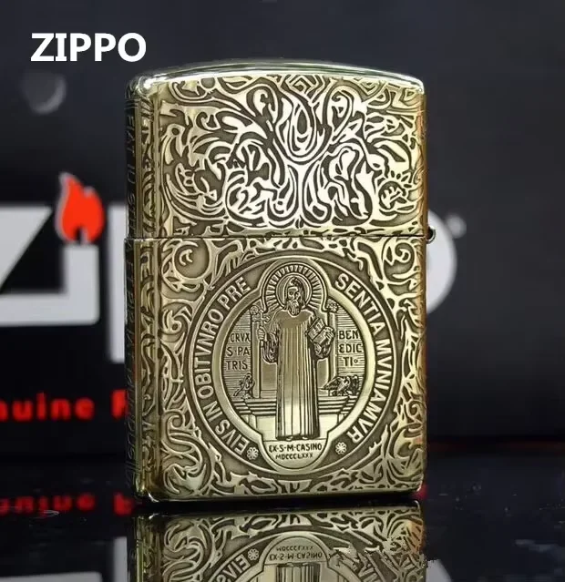 Zippo encendedor de Latón Antiguo Dorado antojo de 3 lados Constantine Priest Talla Colección a prueba de viento en caja
