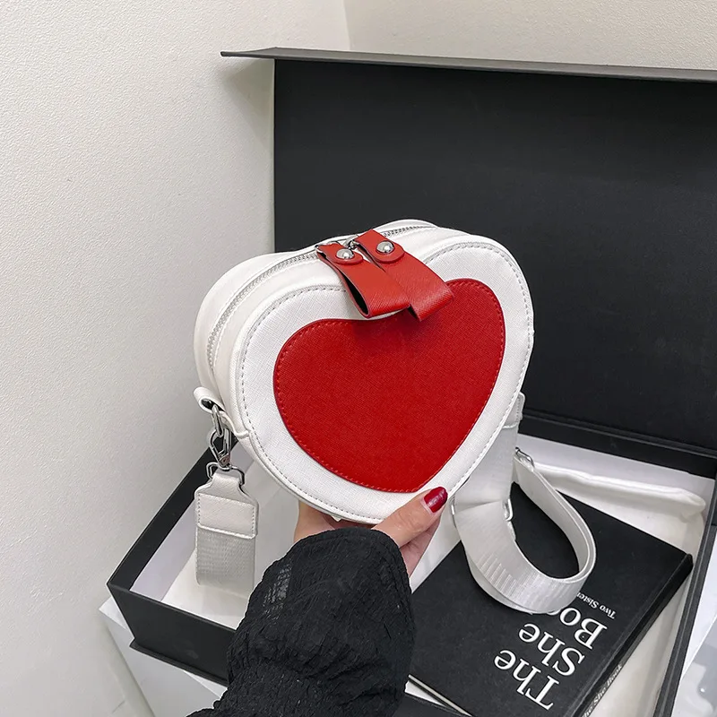 

2025 New Heart Mini Bag Women Trendy Crossbody Simple Stylish Fashion Shoulder Purse