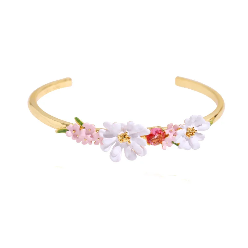 

Light Luxury New Cute Sweet Mini Pink Lace Flower Verbena Pink Zircon Gold Plated Opening Bangle for Women Adjustable Bracelet