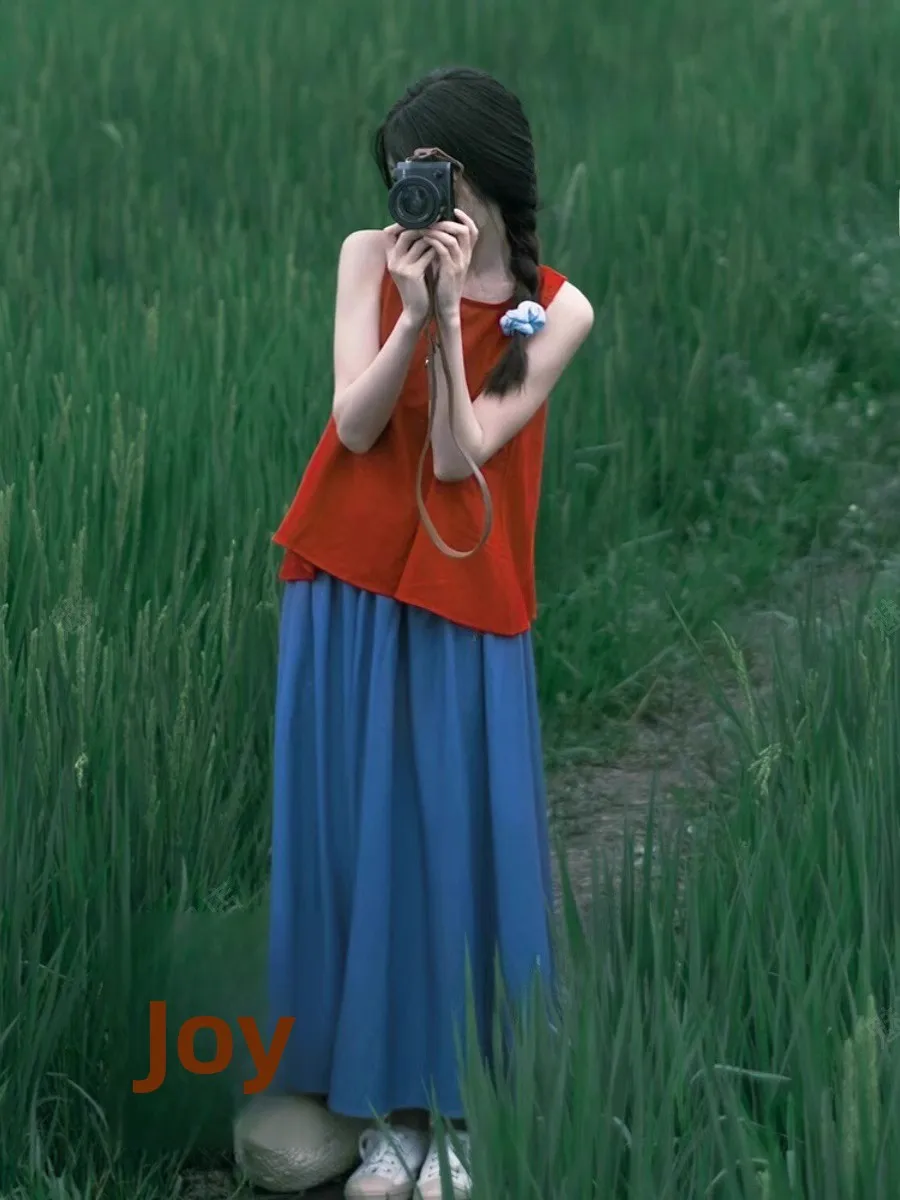 

Летний модный комплект из красного топа и юбки, молодежный комплект из двух предметов в стиле Dopaamine Girl, платье миди с короткими рукавами, корейский стиль, для повседневной носки