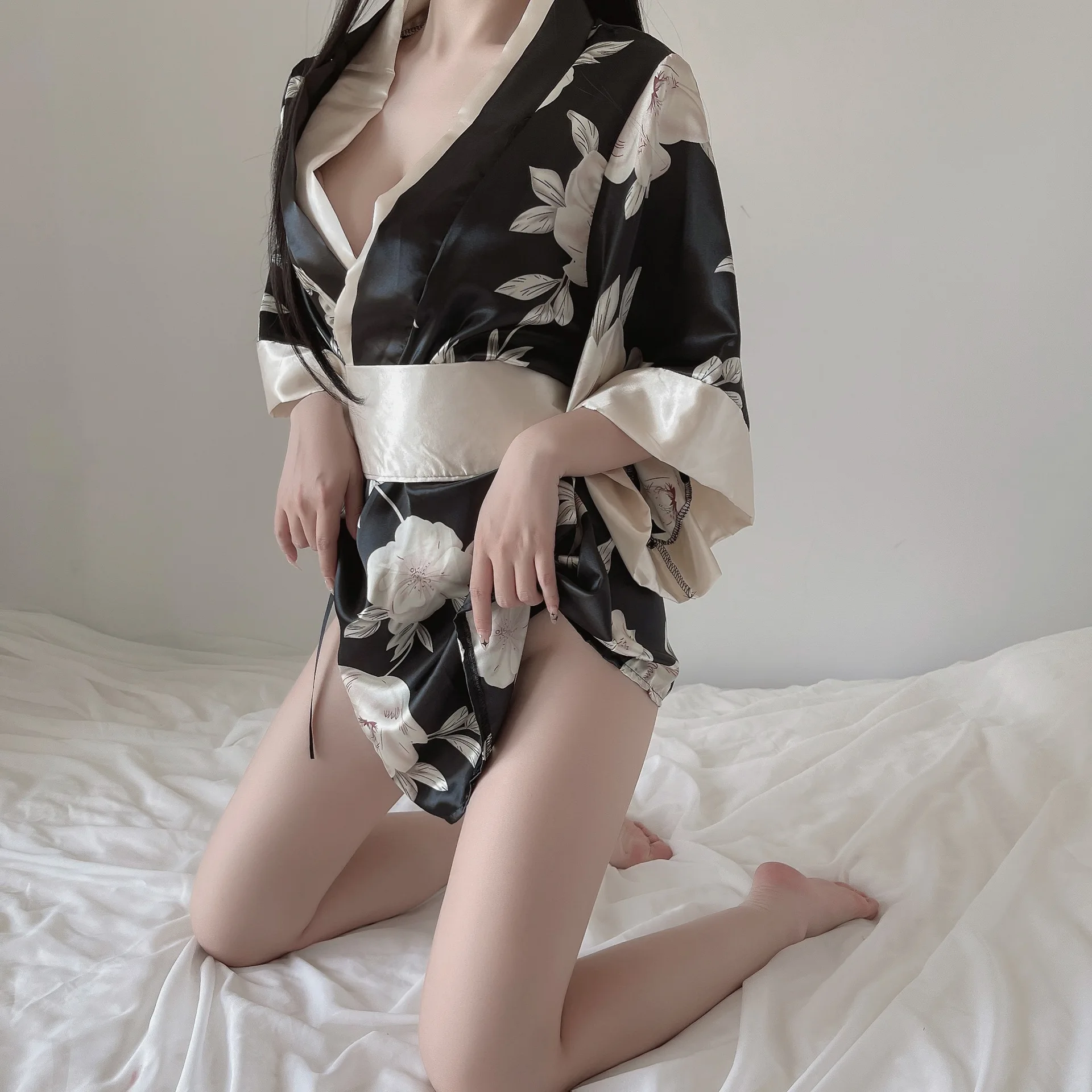 Sexy Japanese Kimono Erotic Lingerie Lenceria Seductive Sexy Japan Style Geisha Vintage Robe Underwear Women BOW BELT Thong Set