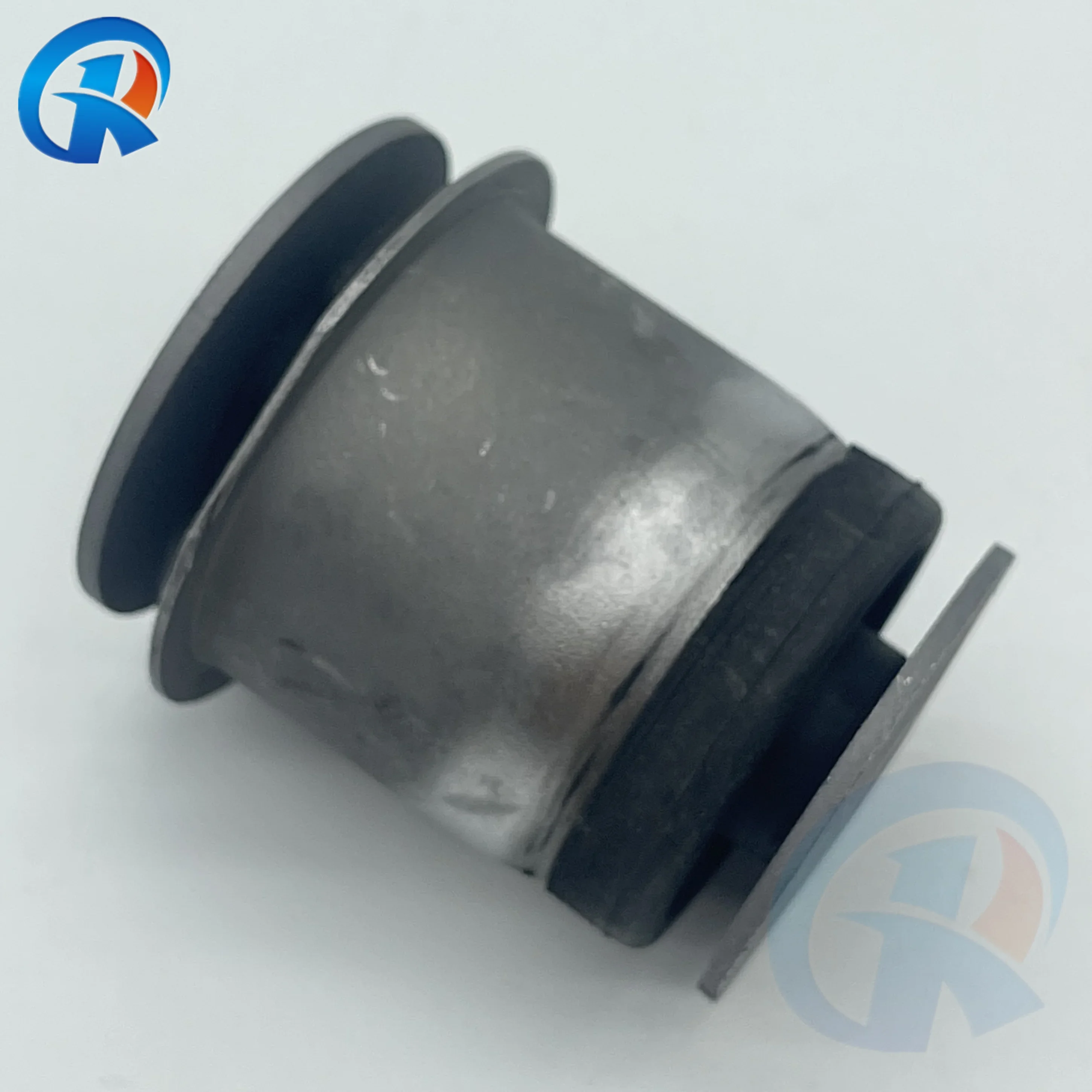 1PCS 20914914 Rear differential carrier bushing for Chevrolet Captivals OPEL Andra