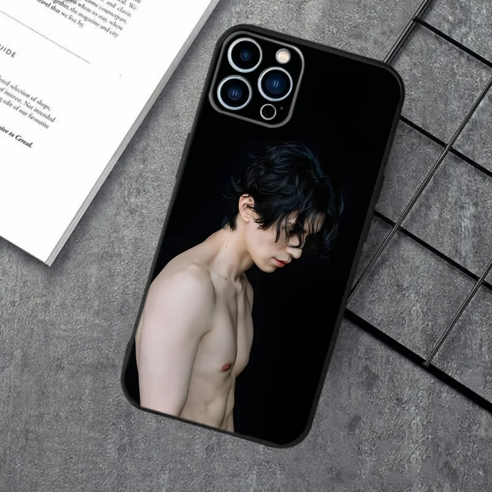 L-Lee Dong Wook Phone Case For Apple iPhone 15,14,13,12,11,XS,XR,X,8,7,Pro,Max,Plus,mini Silicone Black Cover