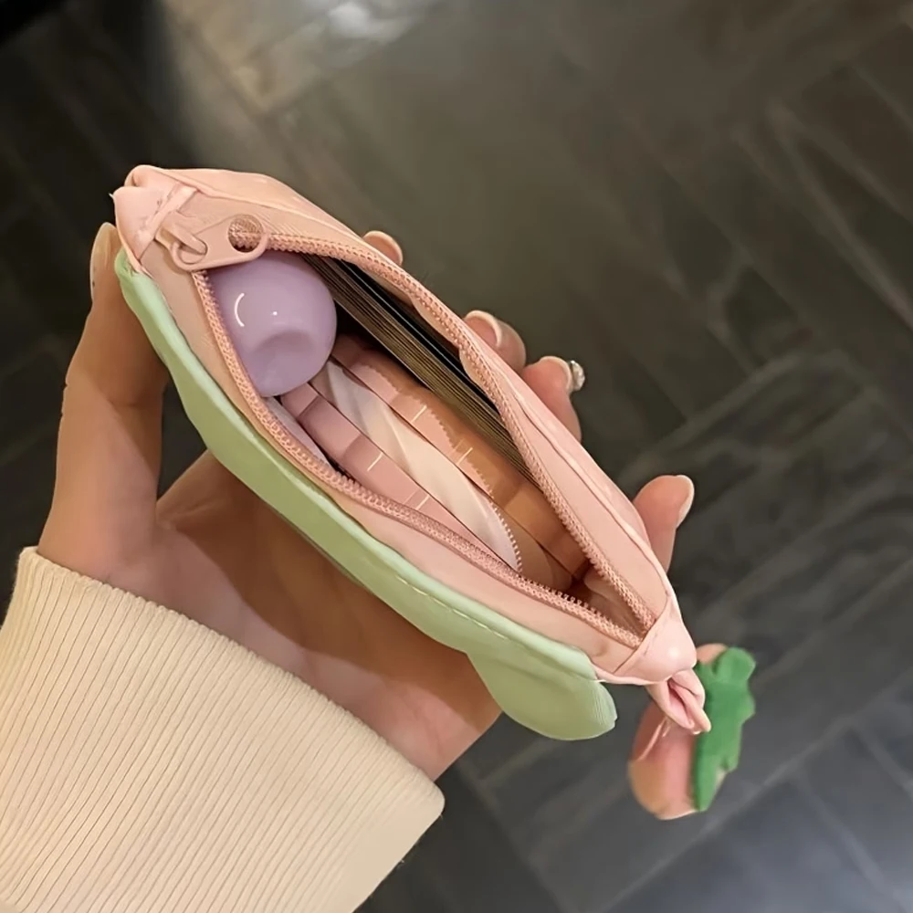 1 Stylish Strawberry Coin Purse—New Cute Ins-Style Design—Suitable for Daily Commuting, Storing Coins, Id Card Storage, Coin Purse, Card Holder Small and Lightweight, Suitable as a Birthday Gift or Holiday Present. Comes with 1 Randomly Selected Inspirational Postcard for Women.
