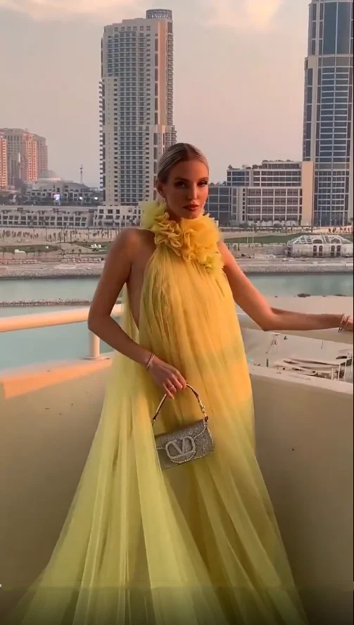 Neon verde vestidos de baile sexy tule longo sem costas vestido de festa halter fora do ombro vestidos formais uma linha sem mangas feito sob encomenda